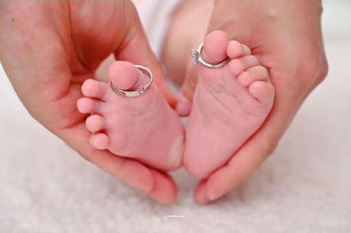 襄阳怎样给宝宝喂奶